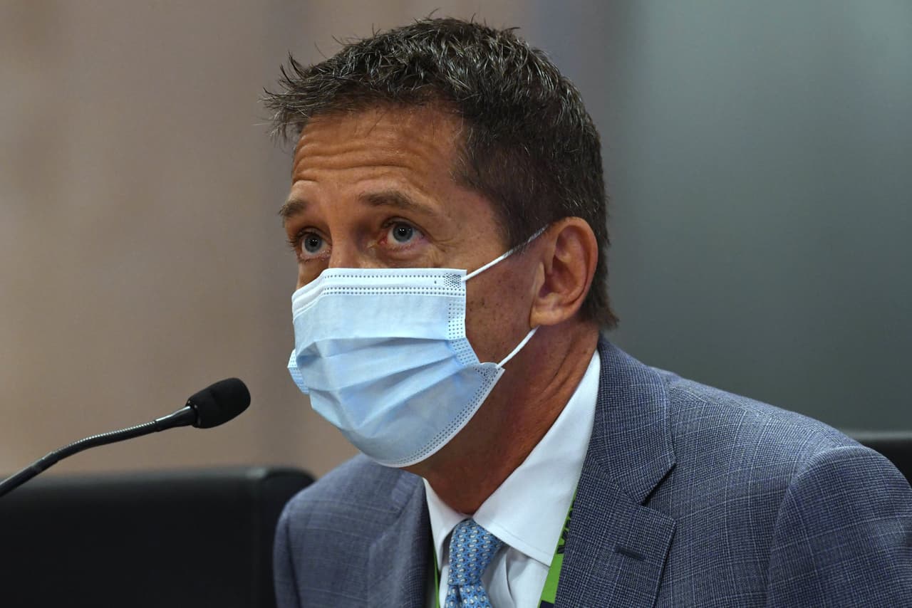 Presidente de LUMA se libra de ir preso: queda al descubierto que gana más de 1 millón de dólares al año