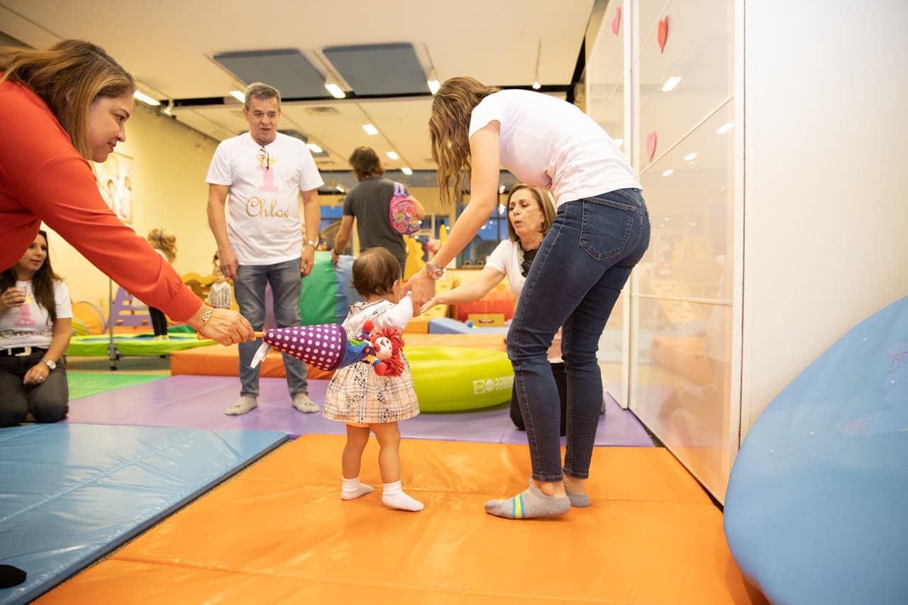 La fiesta de Chloé fue un día antes de su cumpleaños, ya que ella nació el 2 de febrero, pero lo fiesta fue el primer día del mes.