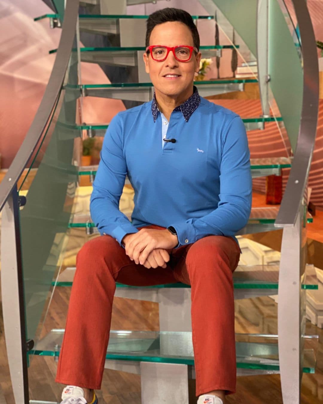 Nuestro Raúl ha logrado 
<a href="https://www.univision.com/shows/despierta-america/el-radical-cambio-de-imagen-de-raul-gonzalez-tras-18-anos-de-lucha-contra-el-sobrepeso-pesaba-240-libras-fotos">un cambio radical</a>, tras una lucha contra el sobrepeso en la que se está alzando con la victoria, sobre todo por un tema de salud.