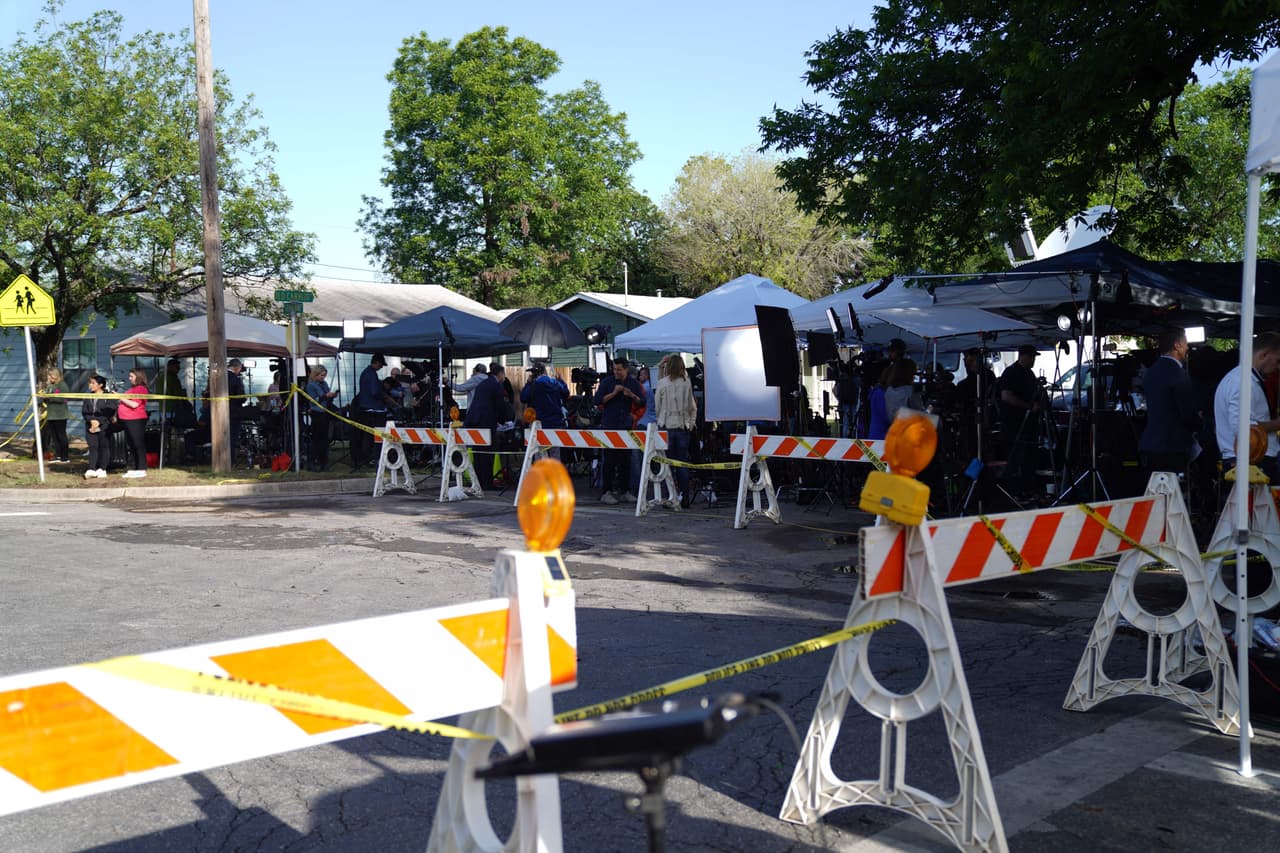 El plan, según Curnutt, sería enseñarle a los niños más pequeños cómo seguir instrucciones específicas de su maestro usando palabras clave, para que "los niños entiendan lo que deben hacer".