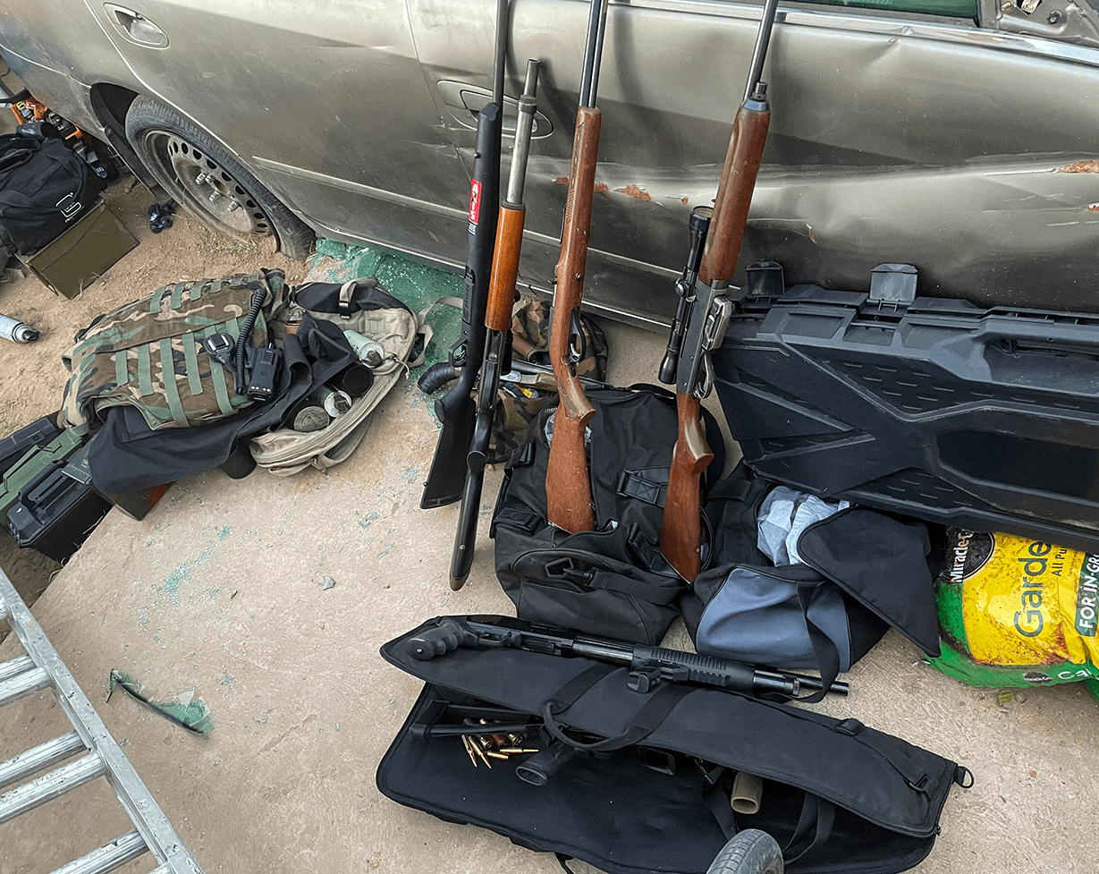 A través de un comunicado, la dependencia detalló que se consiguió una orden de registro en una residencia en Tucson, y la realizó el sábado 29 de octubre.