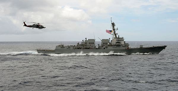 Buque de la Armada estadounidense USS Decatur.