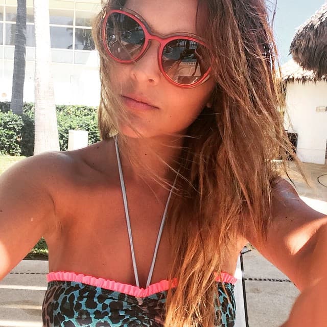 Grettell comenzó su carrera en la telenovela Clase 406 donde interpretaba a "Daniela". Luego protagonizó la telenovela "Ángel rebelde".