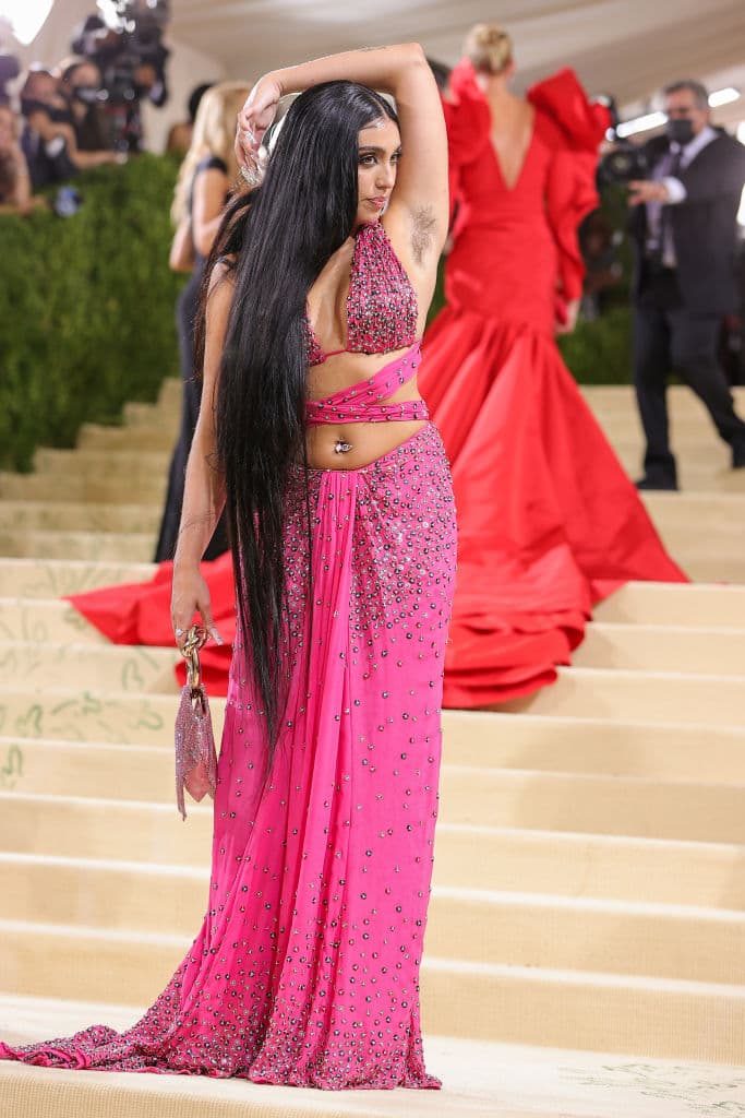 Su hija, Lourdes Leon, le ha seguido los pasos. En septiembre de 2021 acudió a la Met Gala y enseñó sin pena sus vellos.