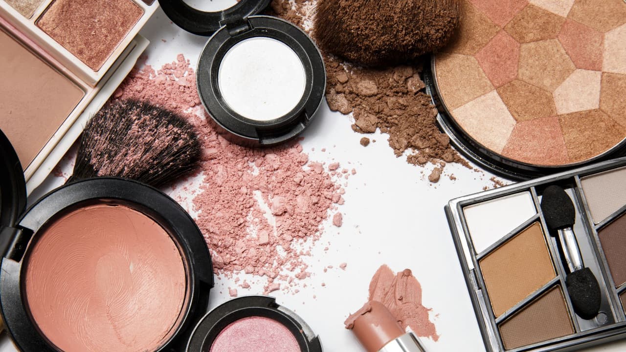 5 tips para cuidar de tu maquillaje, y de paso tu piel: Te decimos cuándo expiran