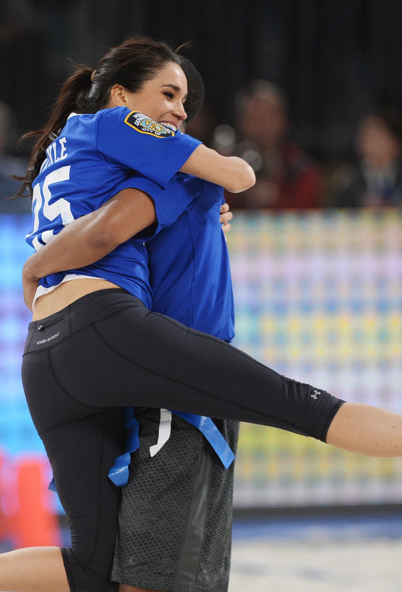 <b>Febrero, 2014</b>
<br>Aquí en una de las raras apariciones de Meghan con ropa deportiva.