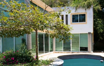 <h3 class="cms-H3-H3">Casa en Itapa Zihuatanejo, Guerrero</h3>
<br>
<br>
<b>Ubicación:</b> Fracc. Club de Golf, Ixtapa Zihuatanejo, Guerrero
<br>
<b>Tipo de inmueble:</b> Casa habitación
<br>
<b>Superficie:</b> 750 m2
<br>
<b>Valor total del premio en especie y efectivo:</b> $2.49 millones de pesos