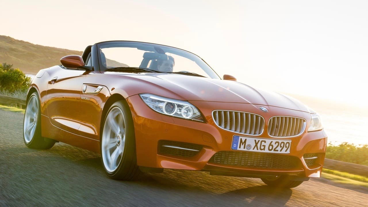<h3 class="cms-h3-H3">10. BMW Z4</h3>
<br>
<br>BMW vendió 
<b>502 unidades</b> de su convertible de dos puestos, lo cual no es necesariamente algo malo cuando consideramos que la producción de este roadster terminó en 2016. El reemplazo del Z4 será un producto desarrollado conjuntamente con Toyota cuya versión llevará el histórico nombre de Supra.