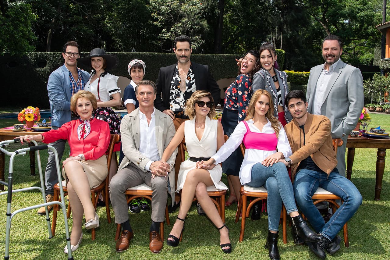 También mostró su molestia sobre quienes denuncian violencia después de décadas: "Hay gente que a los 20 años o a los 30 años se acuerdan de que las violaron y que quieren dinero, pues no, no es un negocio".