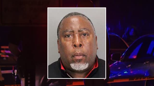 El sospechoso, Gregory Marshall, trabajaba actualmente como entrenador en la preparatoria Branham de San José.