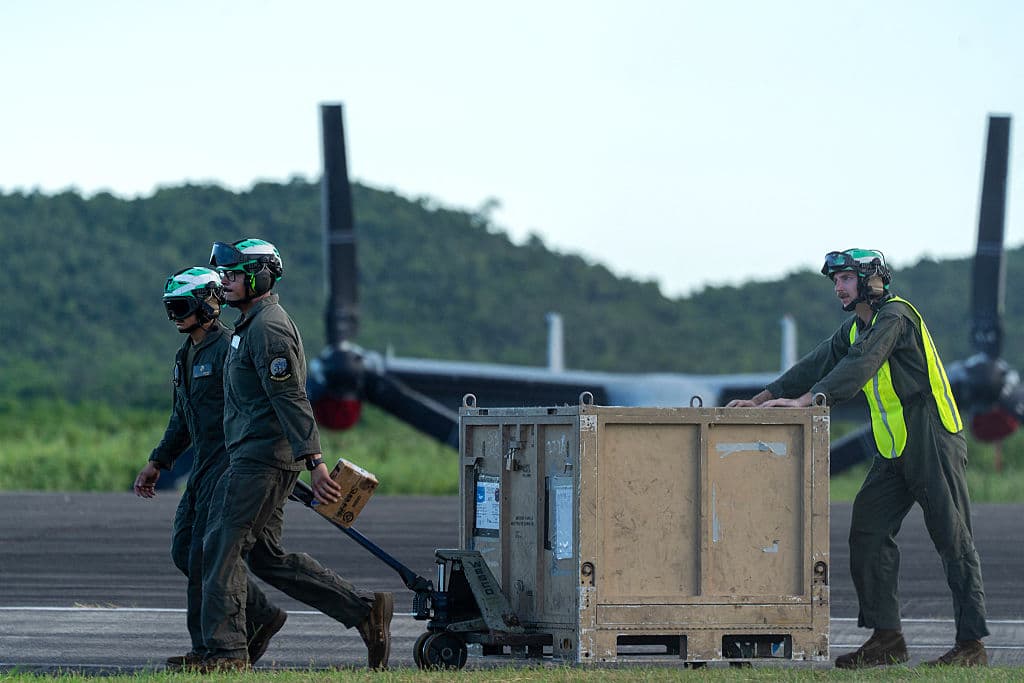González Colón dijo que no es la primera vez que se realiza este tipo de "ejercicios de logística, que no conllevan uso de municiones o armamento". Citó las prácticas del 2024 y del 2019.