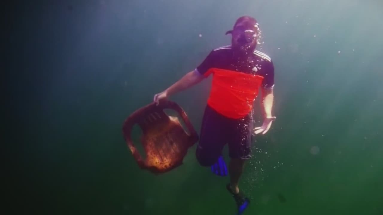 Univision Noticias gana un premio Emmy por el reportaje 'Inundados en plástico', transmitido por Aquí y Ahora