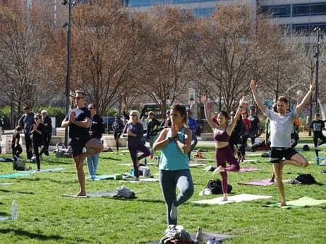 Las clases de aptitud física continuarán limitadas.