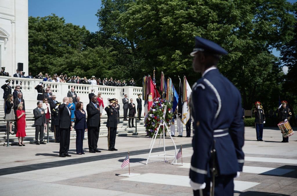 <b>Mensaje de esperanza para las familias de los caídos. </b>"Llegará el día en que la imagen de sus seres queridos traiga una sonrisa a sus labios, antes que una lágrima a sus ojos", afirmó Biden.