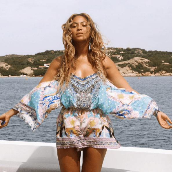 Al parecer Beyoncé le había pedido al rapero que la dejara ver su teléfono y ahí explotó todo, pues él se negó y comenzó a gritarle.
