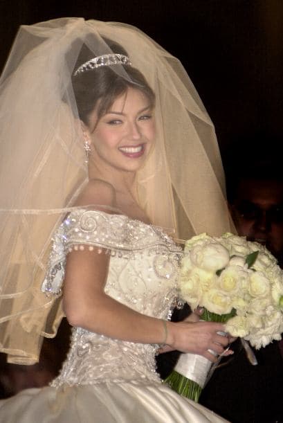 <b><a href="http://www.univision.com/temas/thalia">Thalía</a></b> se casó en una verdadera boda de princesa, su vestido es uno de los más recordados en la farándula.