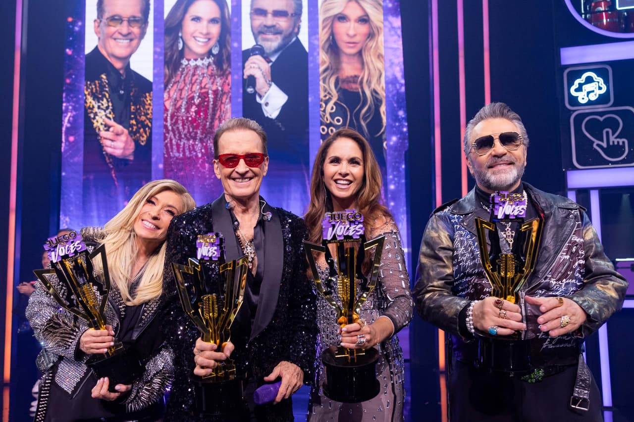 <b>Los grandes ganadores de la noche</b>
<br>
<br>Luego de 10 programas y grandes presentaciones frente a Las Estrellas, Yuri, Lucero, Emmanuel y Mijares, Las Leyendas, se alzaron como los grandes ganadores de la segunda temporada de Juego de Voces al acumular 51 puntos.