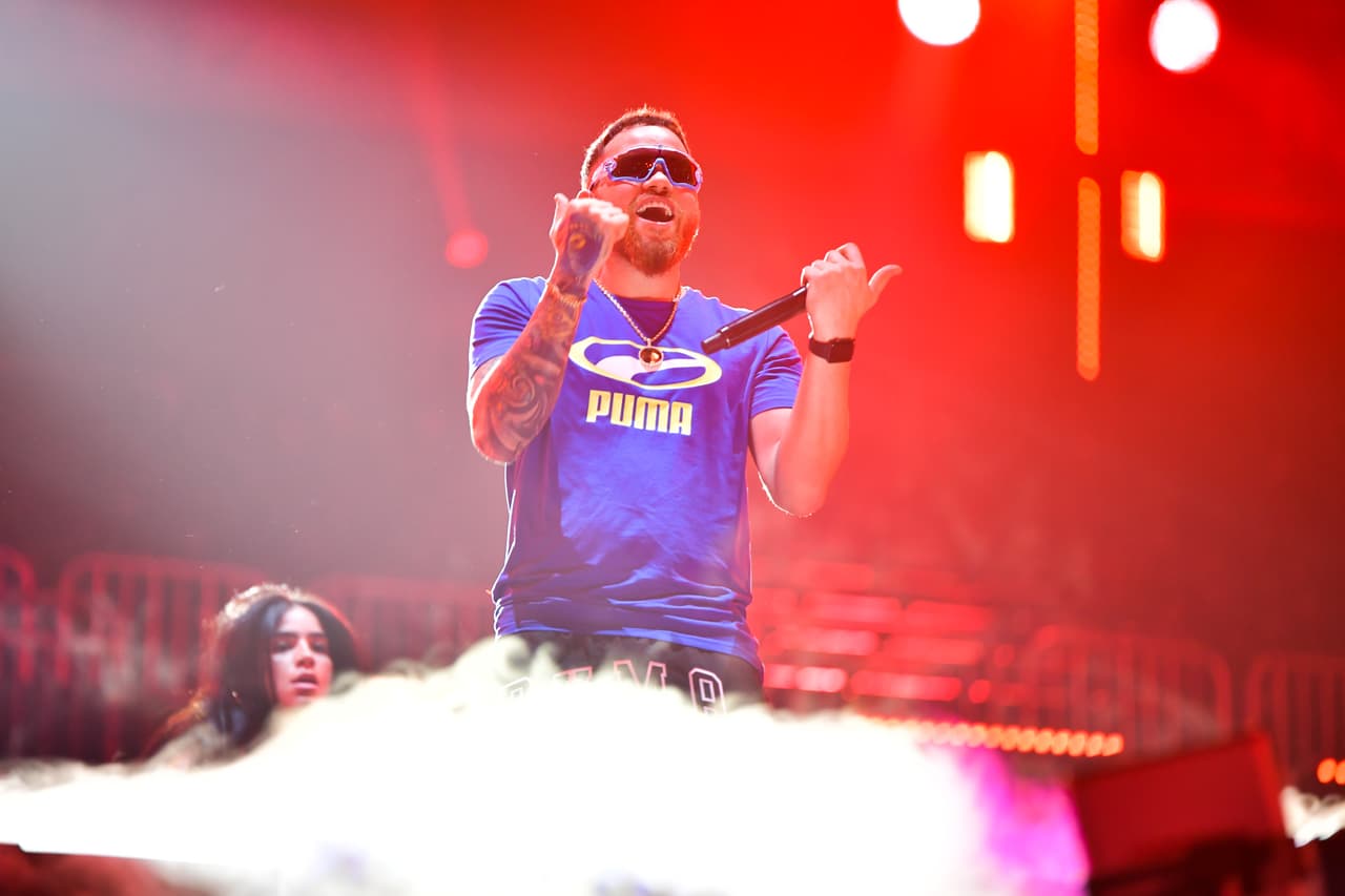 Al igual que su compatriota Miky Woodz. No te pierdas la ceremonia que se transmintirá en vivo a partir de las 8PM/7C por Univision.