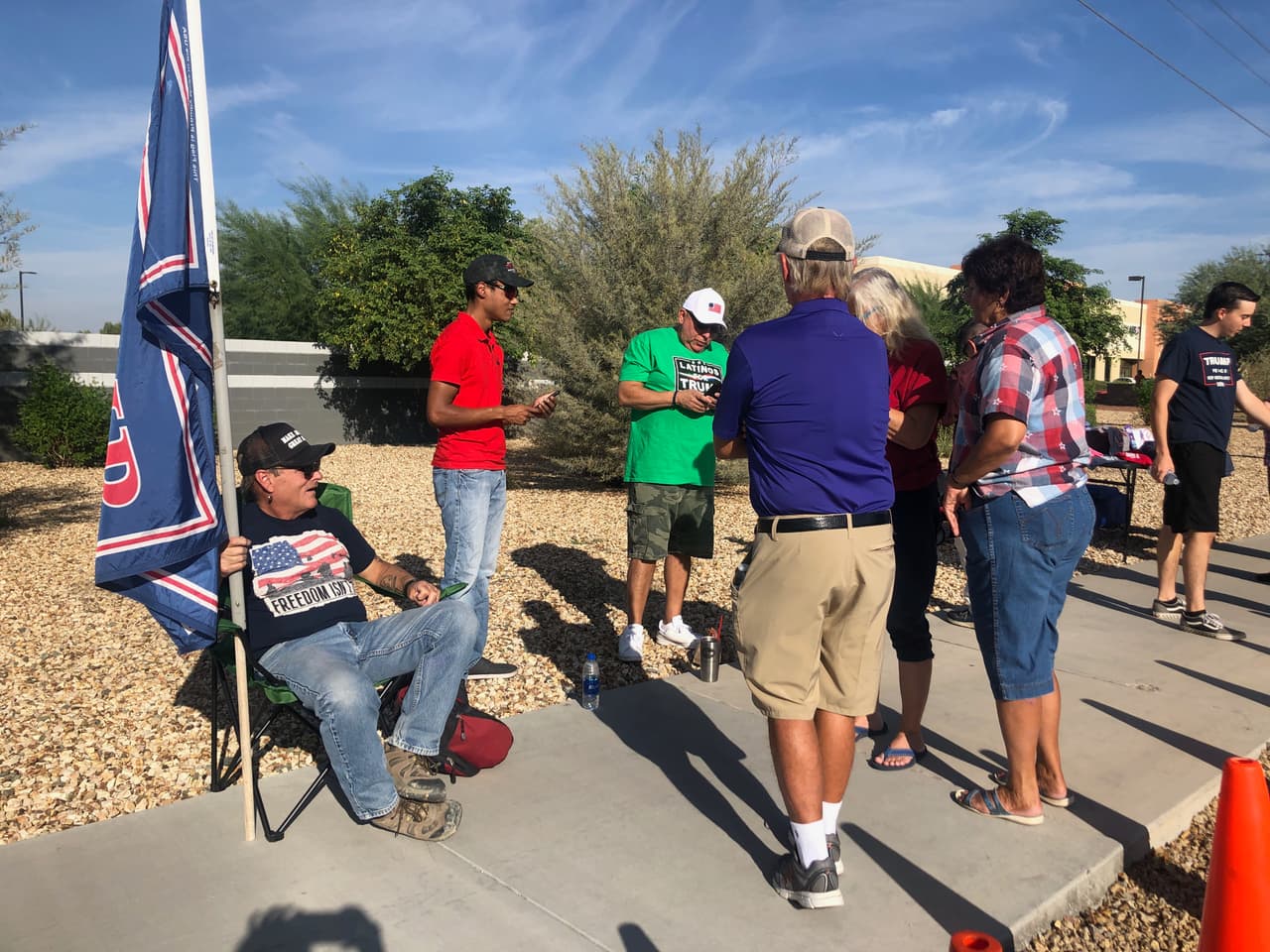 El vicepresidente Mike Pence llega este jueves Arizona para promover el voto temprano entre los seguidores de la reelección del presidente Donald Trump.