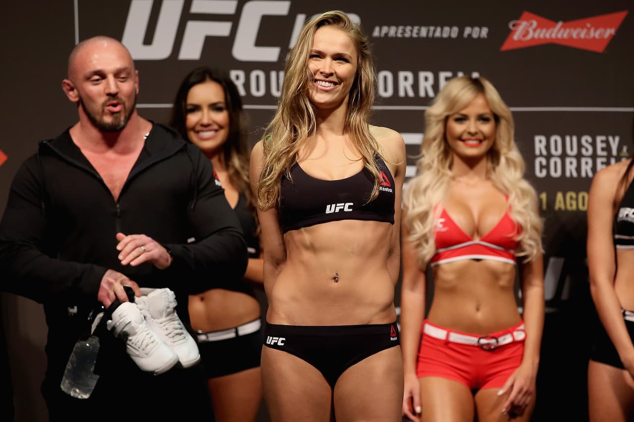 Acusan a Ronda Rousey de ser hombre