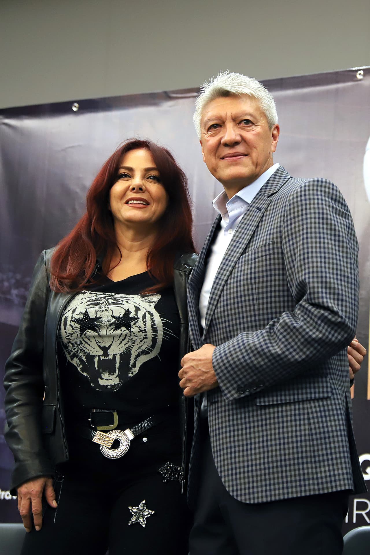 La lamentable noticia fue confirmada a través de la cuenta de Twitter de la Federación Mexicana de Fútbol, pues Lourdes era esposa de Jesús Ramírez, figura del balompié mexicano y director técnico de la selección mexicana de fútbol sub-17.