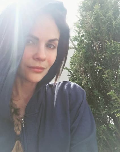 "En ese momento yo me sentía totalmente sola, emocionalmente destrozada porque decía 
<b><a href="https://www.univision.com/famosos/laura-carmine-muestra-el-momento-del-primer-ataque-de-ansiedad-que-sufre-durante-una-grabacion-video" target="_blank">'perdí todo, perdí todo'</a></b>", recordó.
<br>