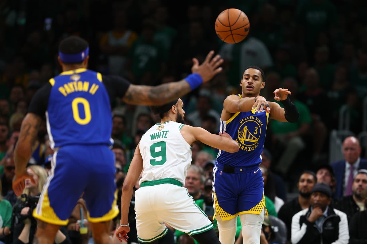 Los Golden State Warriors, encabezados por Steph Curry, apabullaron a los Boston Celtics en el Juego 6 de las Finales de NBA para conseguir el séptimo anillo en la historia de la franquicia y el cuarto en la era Steve Kerr.