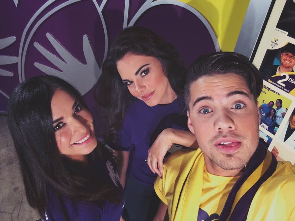 William Valdes: "Con nosotros en @TeletonUSA esta @LiviaBritoP".