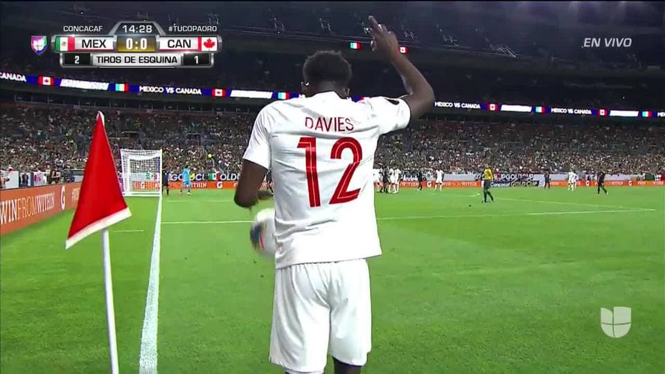 Tiro de esquina para Mexico