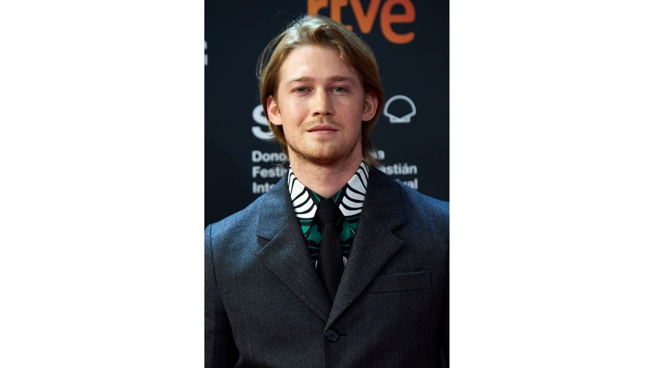 Joe Alwyn actor