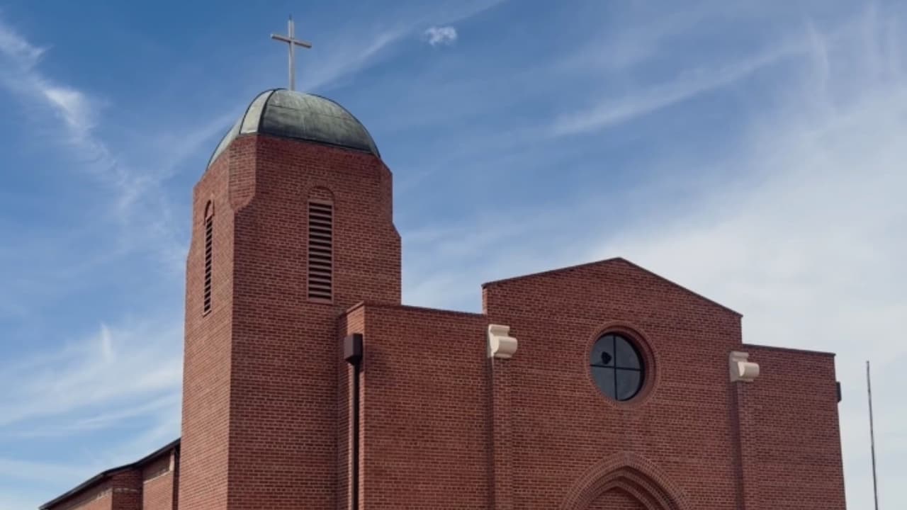 Vandalizan antigua iglesia del Sagrado Corazón y otros templo en Phoenix