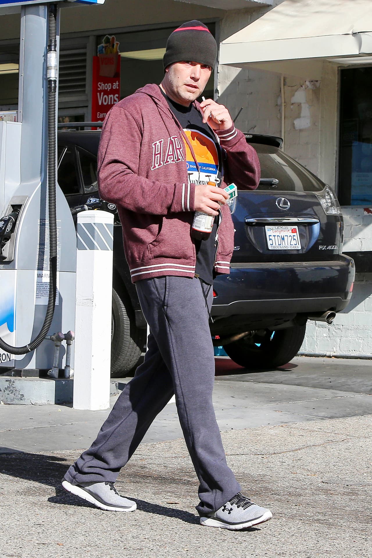 Recientemente Affleck regresó a casa para pasar 'Thanksgiving' después de algunas semanas de filmación en Massachusetts.