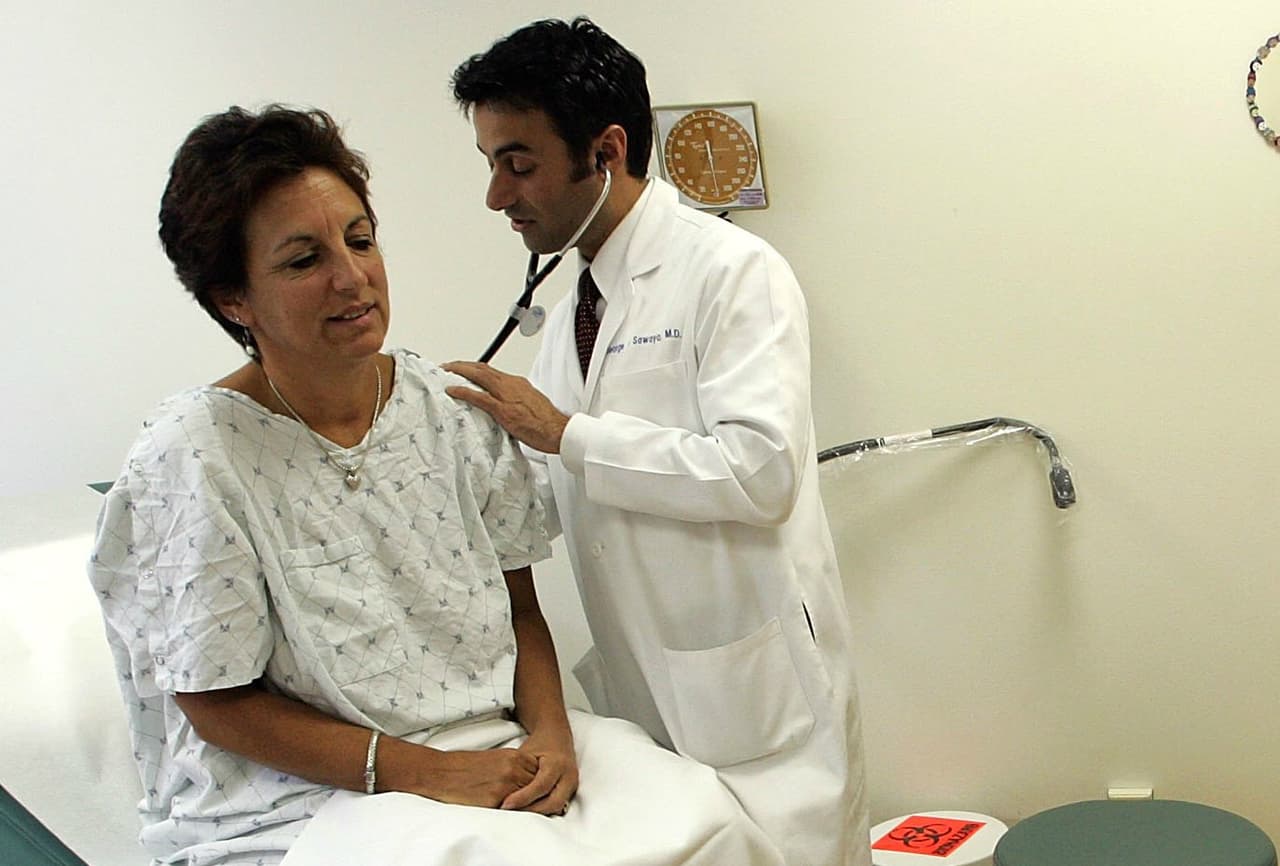 Opinión: A menudo, los hispanos no figuran dentro de las investigaciones y avances médicos. Es vital garantizar que todos estemos incluidos