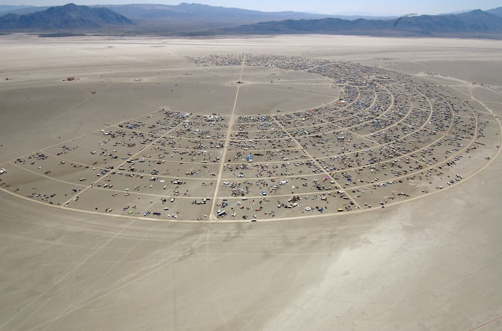 Un hombre de 55 años muere durante el festival Burning Man en Nevada