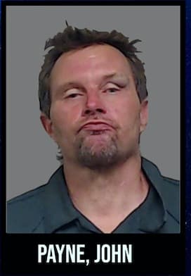 Las autoridades aseguran que muchos de estos depredadores sexuales dicen tener menos edad para poder engañar a las víctimas.