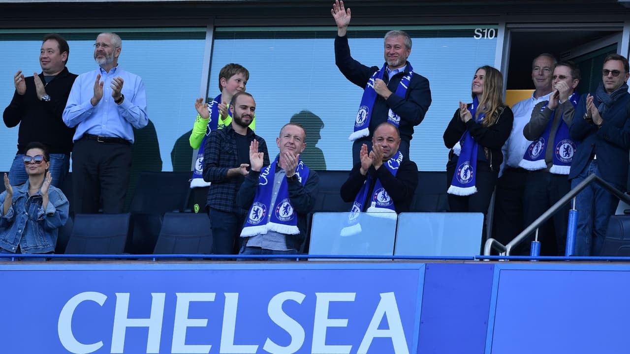 Roman Abramovich, dueño del Chelsea, anunció la venta del club, orillado a la decisión debido a la guerra.