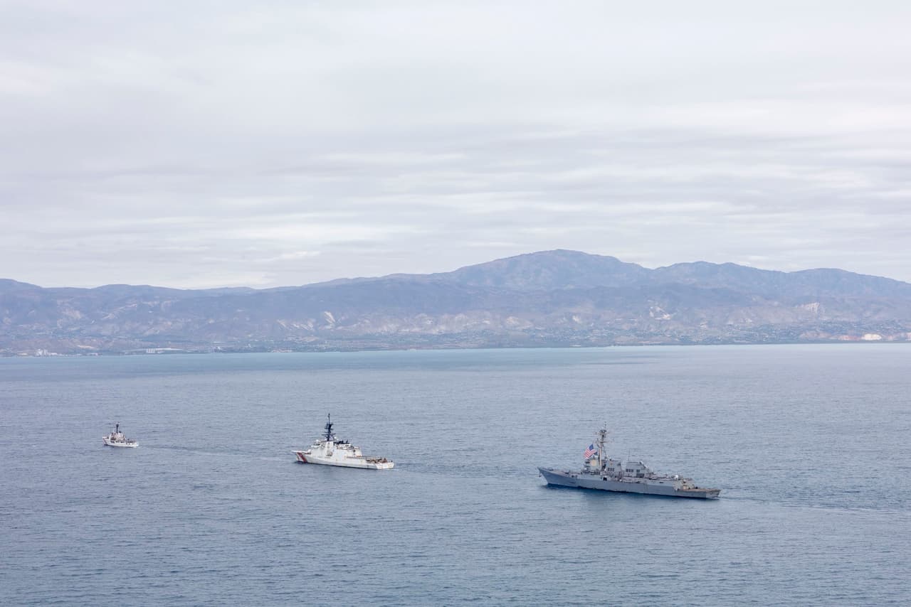 Buques de guerra de EEUU arribaron a Haití para respaldar 'la seguridad y estabilidad' en el país caribeño