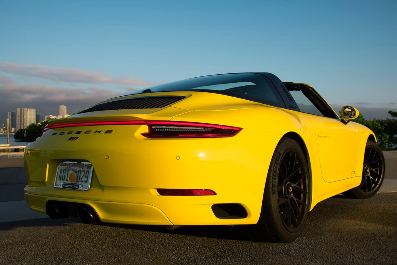 Porsche 911 Targa 4 GTS 2018 - 2019