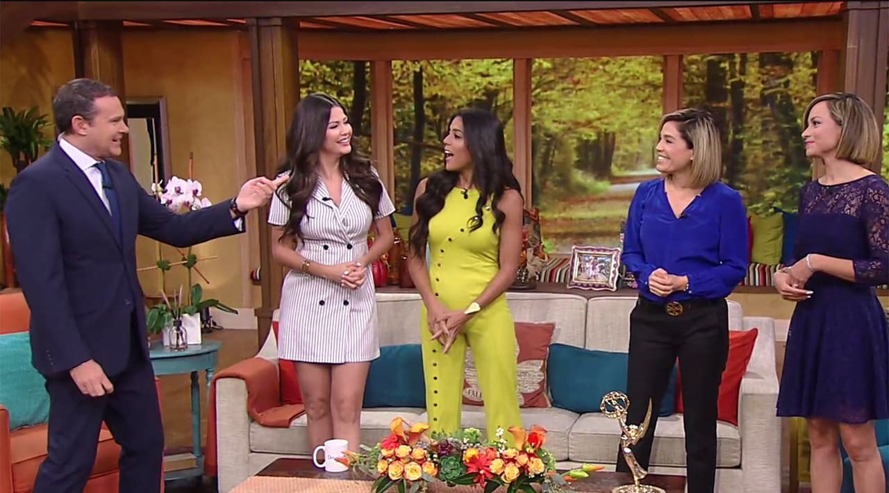 Comenzamos la mañana dándole la bienvenida al mes de octubre. Alan Tacher le cedió la palabra a Karla Martínez, que tenía una felicitación especial.