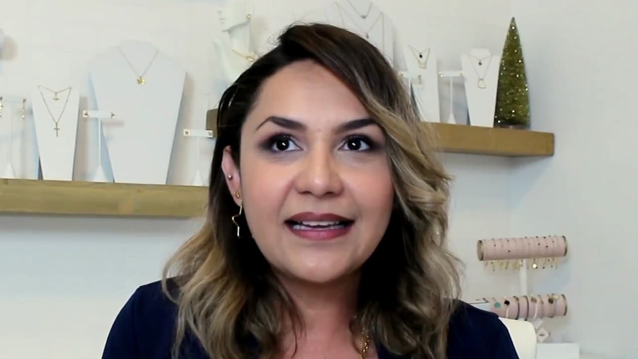 Karla Canales abre su corazón para hablar del dolor por el cáncer que sufrió antes de iniciar su negocio