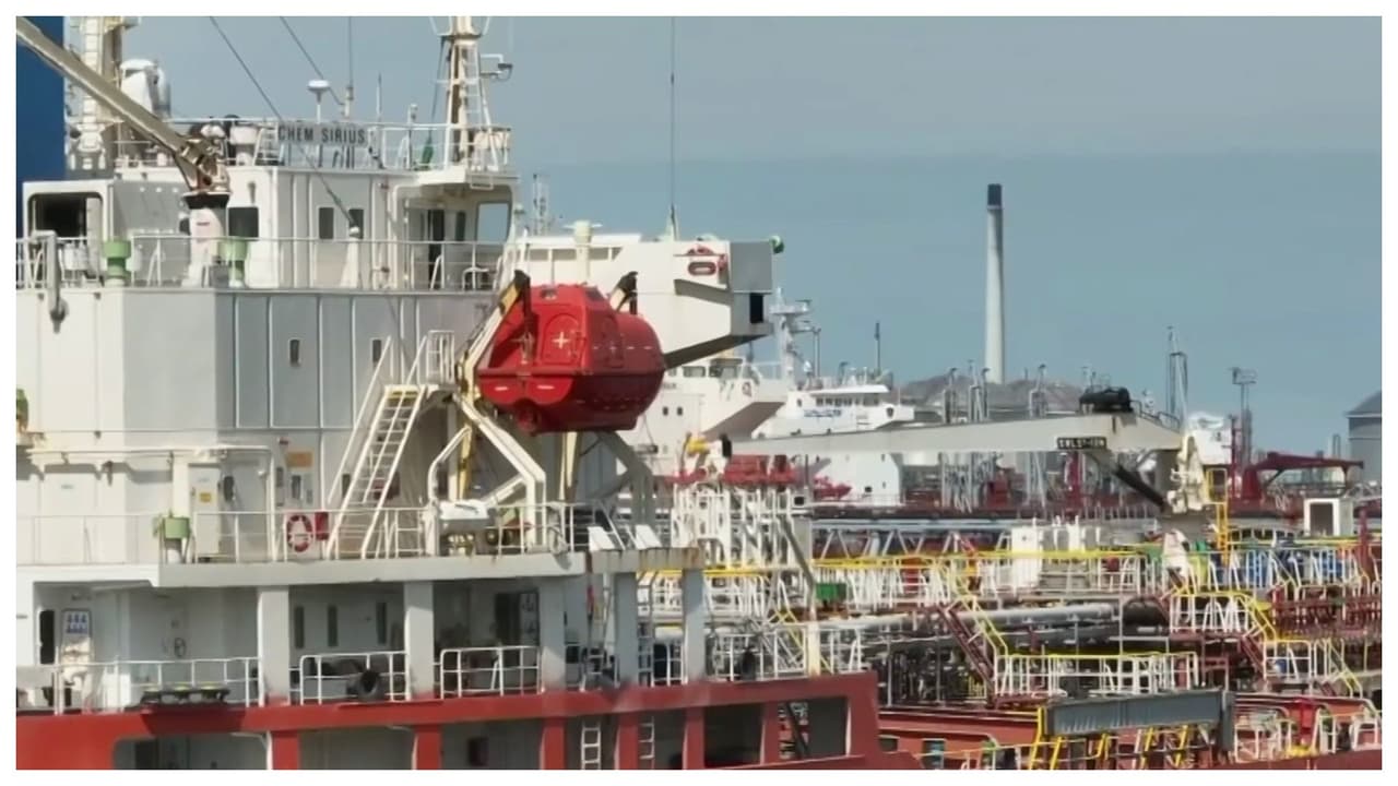 Economía de Cuba al borde del colapso sin el petróleo de Venezuela, dicen expertos