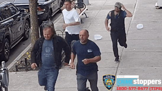 Ofrecen recompensa por información sobre 4 sospechosos de ataque racista a dueño de bodega en Brooklyn