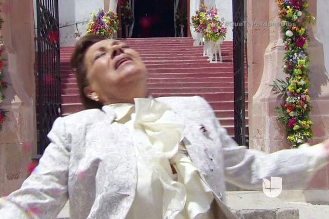 Max logró salvar la vida de Diego, pero Vicenta recibió el disparo de Lucio.