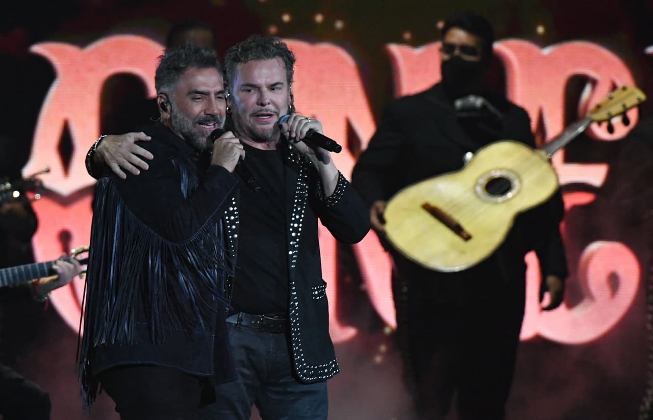 Los mexicanos celebraron en grande su participación en la edición 22 de los Latin GRAMMY.