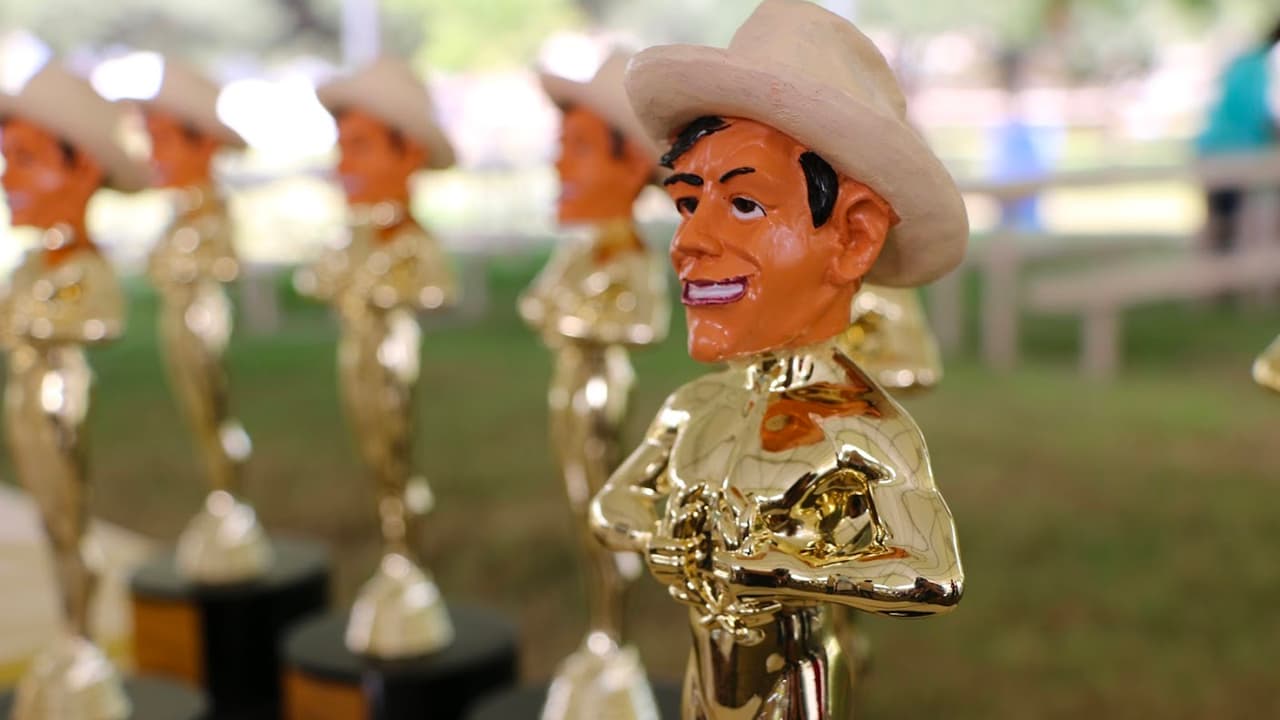 Entre
<b>las nuevas atracciones de la Feria Estatal de Texas</b> están:
<br>🎪
<b>El Circo de Pompas de Jabón</b>: Desde un muñeco de nieve bailando en una cuerda floja, hasta un volcán que explota con miles de burbujas.
<br>🤸
<b>Circo Callejero</b>: Una pareja los asombrará a todos con un increíble espectáculo acrobático, cuerpo a cuerpo.
<br>🦖
<b>Dinosaurios en la Laguna</b>: Más de 10 dinosaurios de tamaño real que fueron encontrados en Texas llegan en una asombrosa exposición para toda la familia.