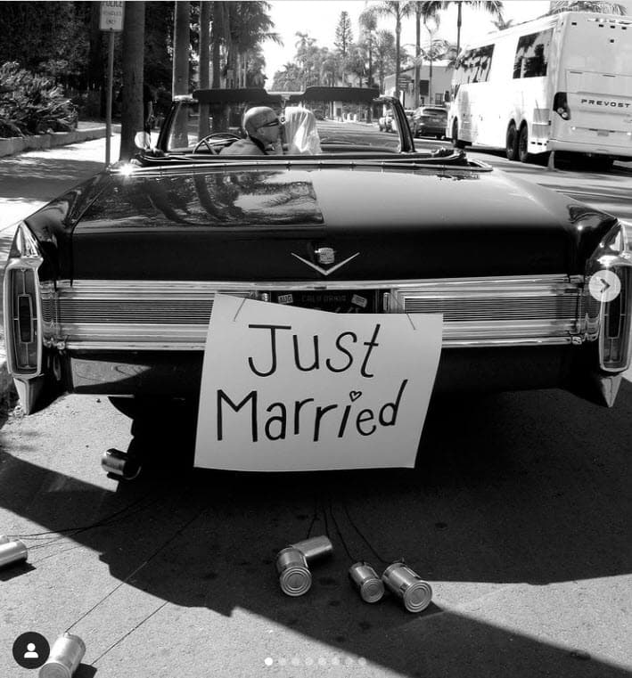 El integrante de Blink 182 publicó las mismas imágenes. 
<br>