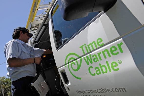 TIME WARNER CABLE Cantidad de puestos disponibles: 500+. Ejemplos de puestos: representante de ventas directas, representantes del servicio de atención al cliente, técnicos, empleados de informática e ingeniería.