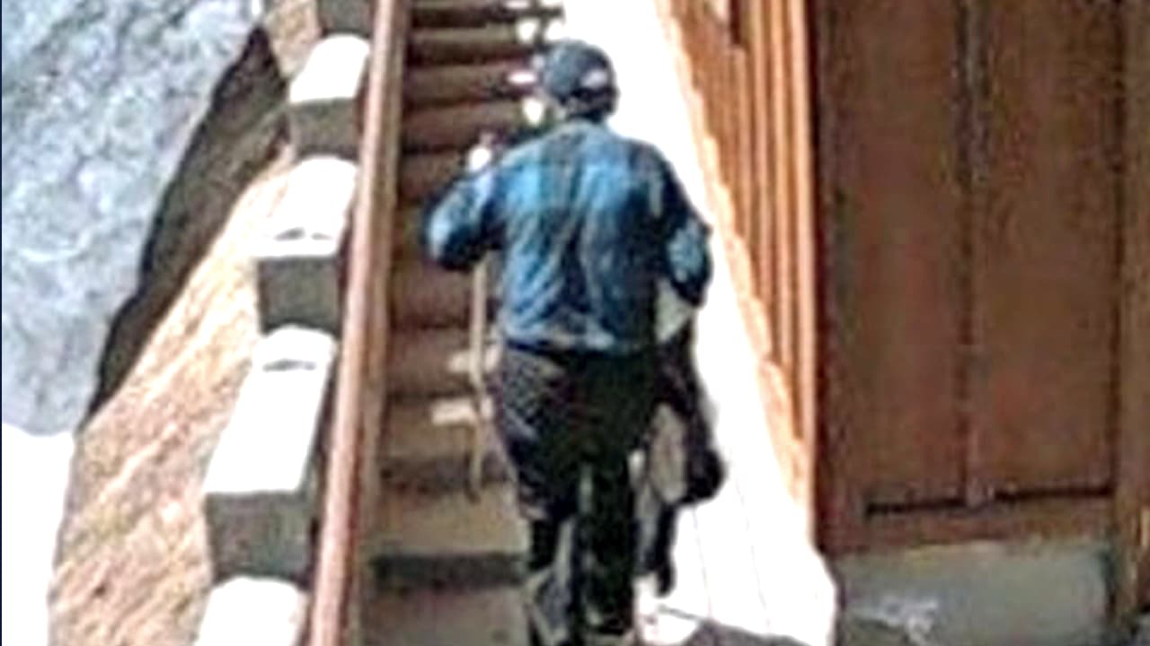 Familiares de Augusto Zárate dicen que el abuelo fue visto por última vez cuando se fue a cambiar de ropa y nunca regresó.