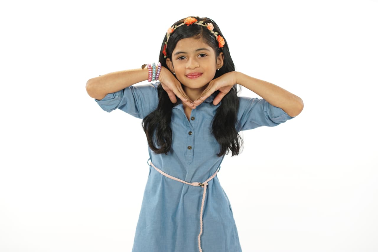 <b>Maylim Reyes</b>
<br>Categoría: Canto
<br>Edad: 9 años
<br>Lugar de origen: Puerto Vallarta, Jalisco