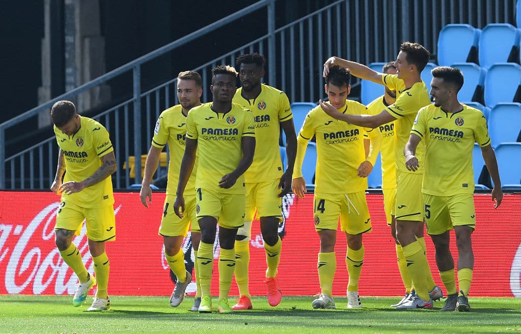 Al minuto 90+2, Manu Trigueros se encuentra con el balón en el área chica y solo empuja el esférico para darle la victoria y los tres puntos a su equipo.